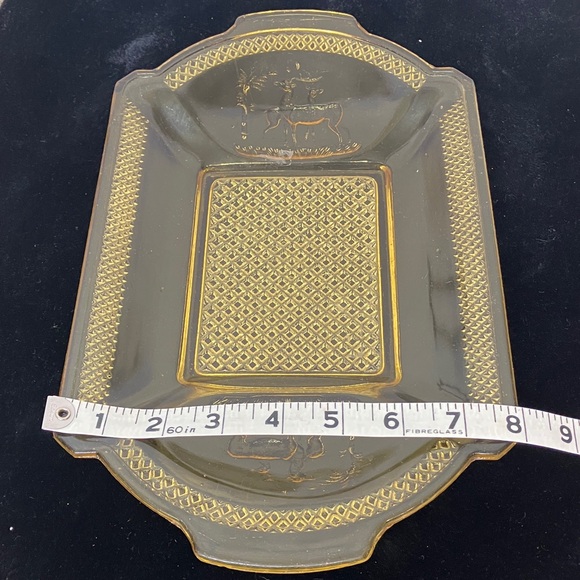 McKee & Bros. Bread tray. - Picture 10 of 10